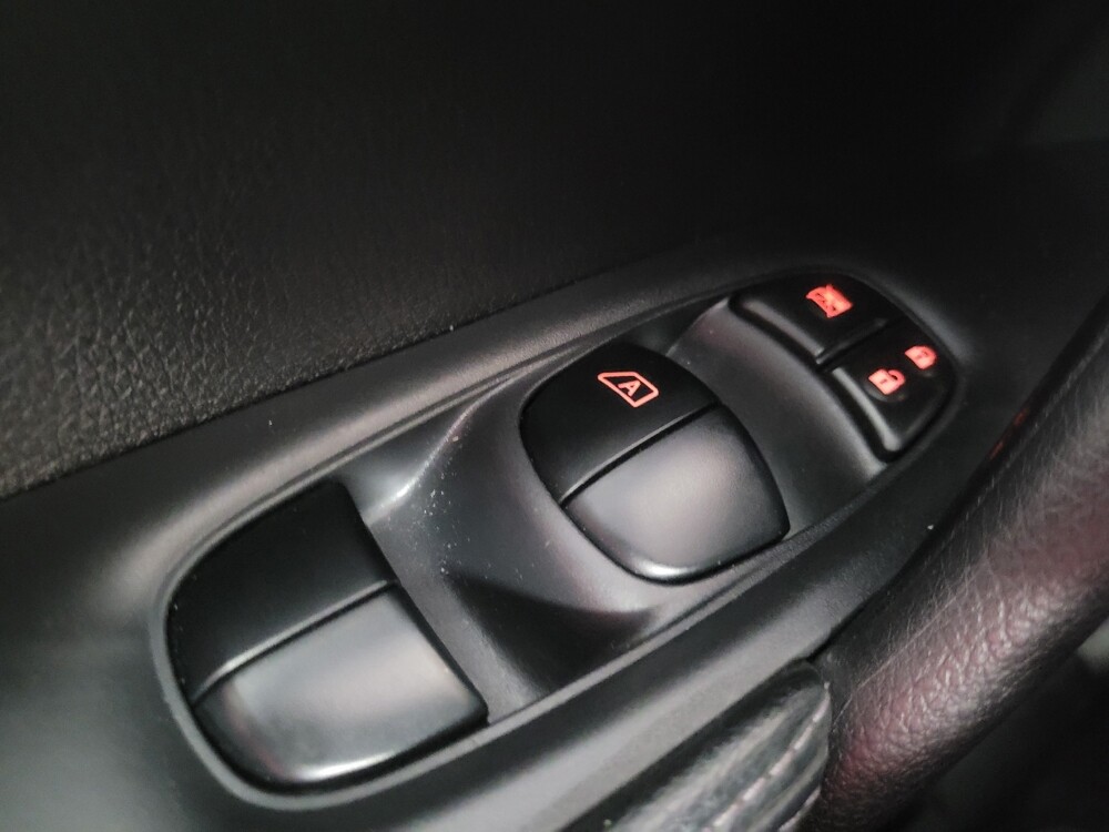 2015 Nissan Rogue in Union City, GA 30291 - 18144145 27