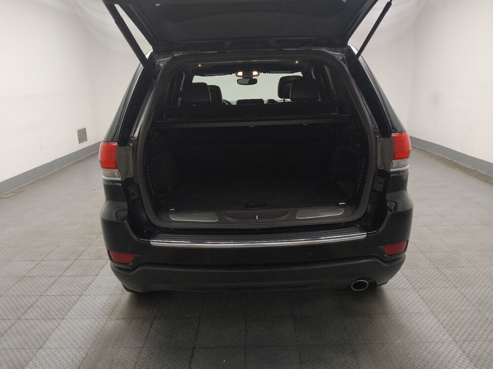 2019 Jeep Grand Cherokee in Des Moines, IA 50310 - 18144149 30