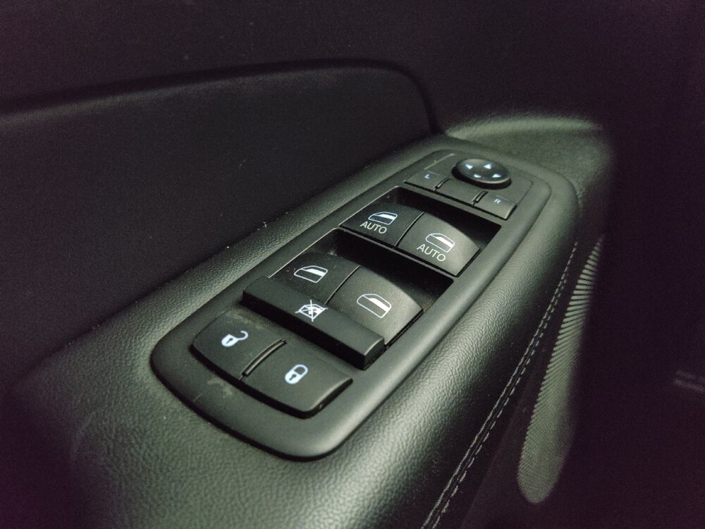 2019 Jeep Grand Cherokee in Des Moines, IA 50310 - 18144149 27