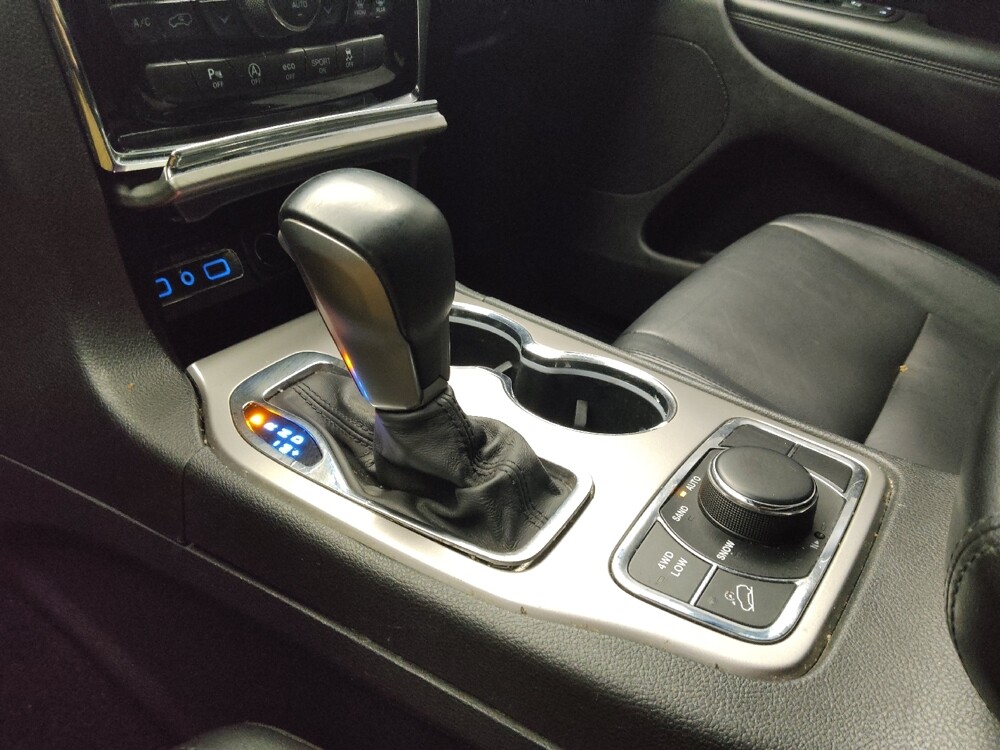 2019 Jeep Grand Cherokee in Des Moines, IA 50310 - 18144149 26