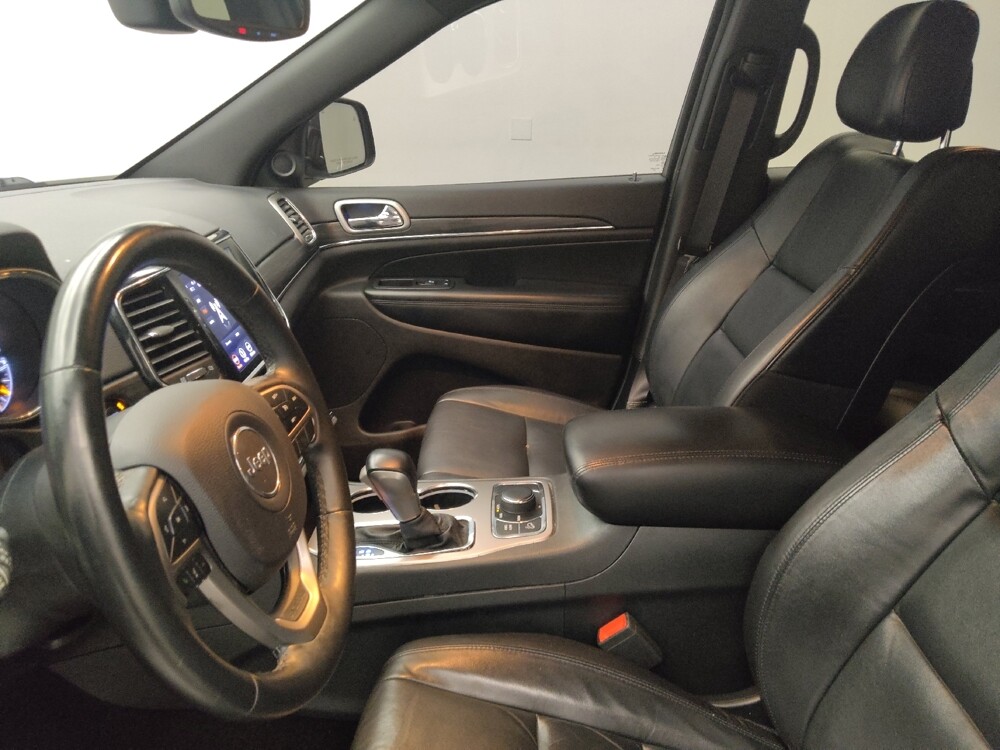 2019 Jeep Grand Cherokee in Des Moines, IA 50310 - 18144149 17