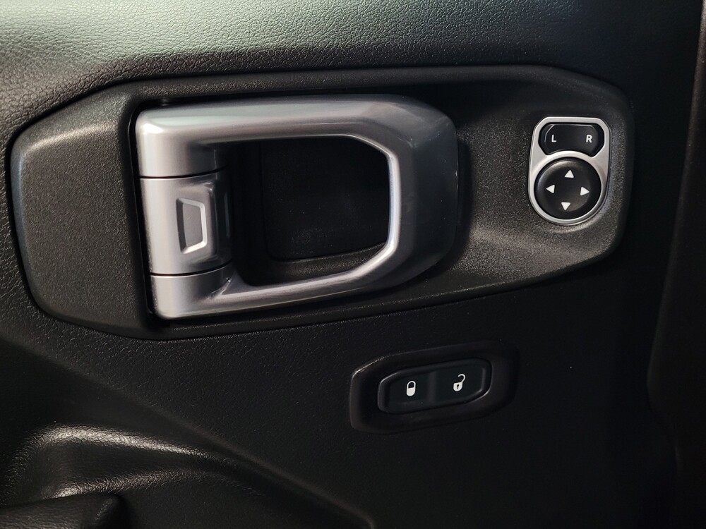 2018 Jeep Wrangler in Gainesville, FL 32609 - 18144155 27