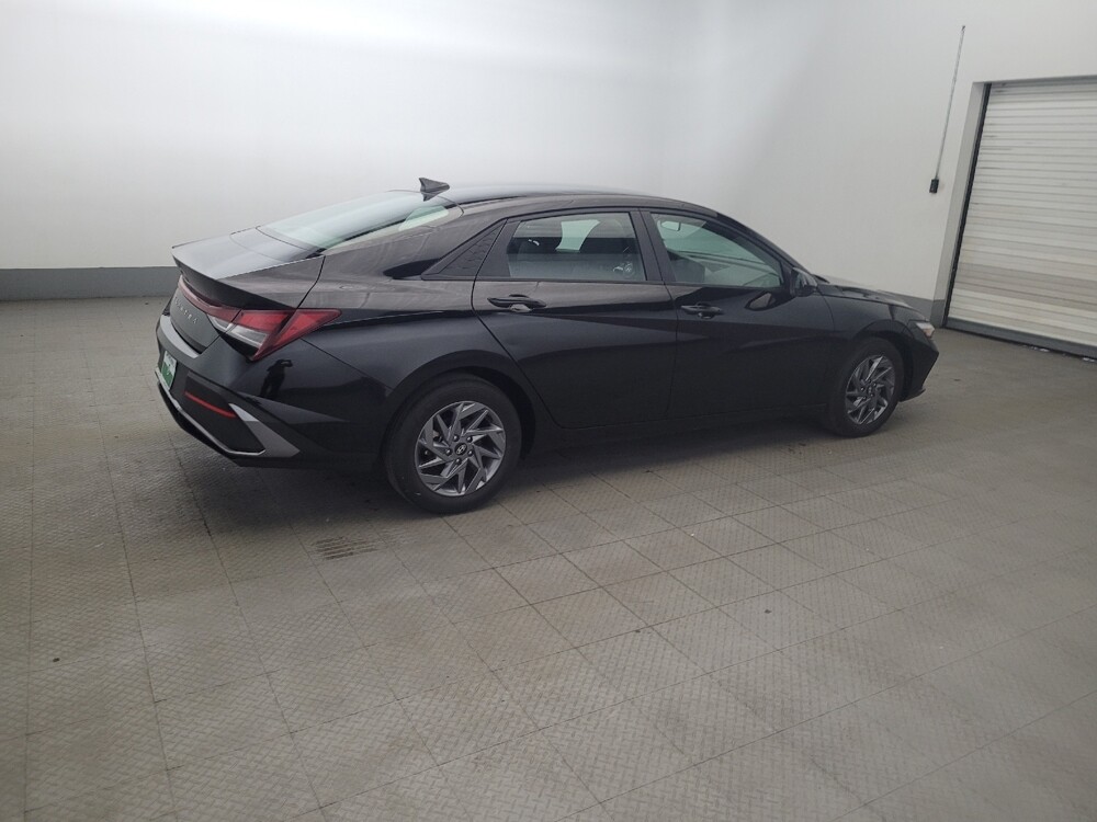 2024 Hyundai Elantra in Williamstown, NJ 8094 - 18144156 10