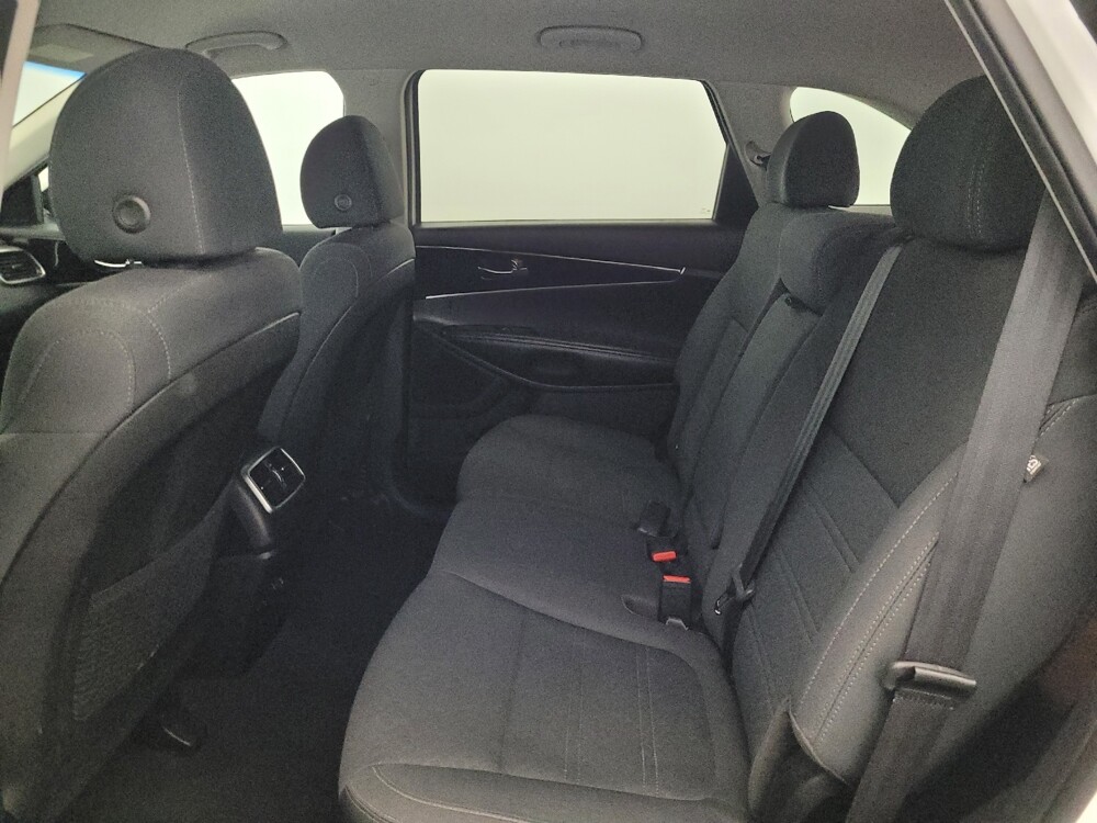 2019 Kia Sorento in Chesapeake, VA 23320 - 18144157 18