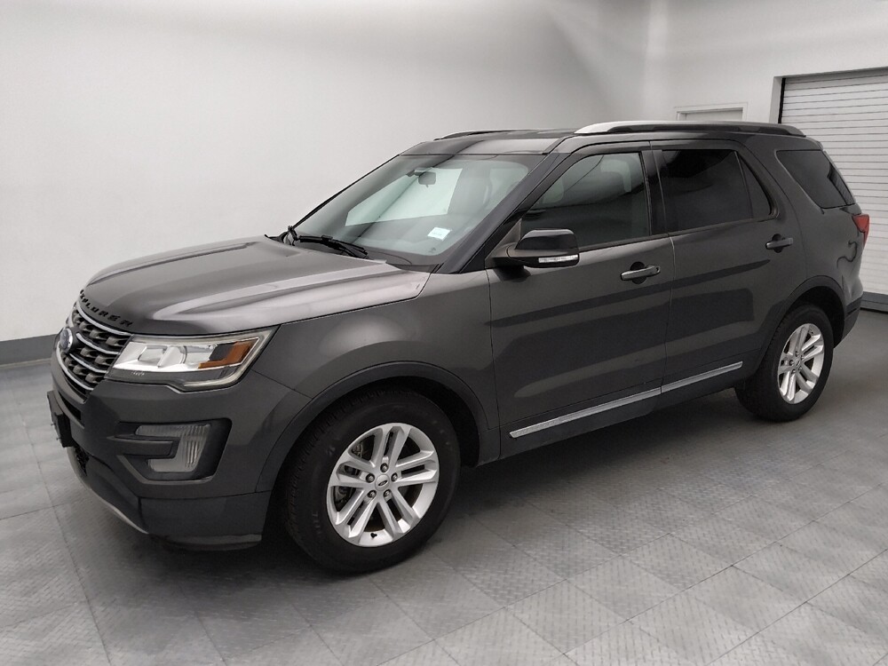 2017 Ford Explorer in Independence, MO 64055 - 18144158 2