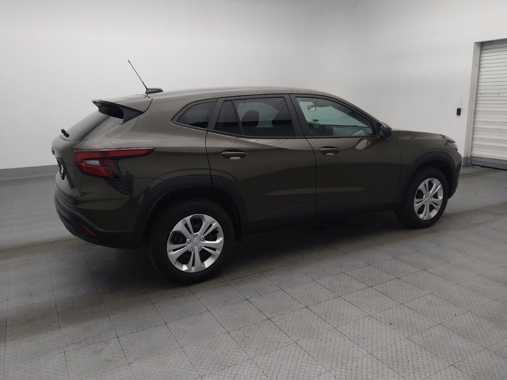 2024 Chevrolet Trax in Gainesville, FL 32609 - 18144161 10