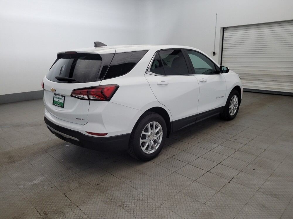 2023 Chevrolet Equinox in Plymouth Meeting, PA 19462 - 18144166 9