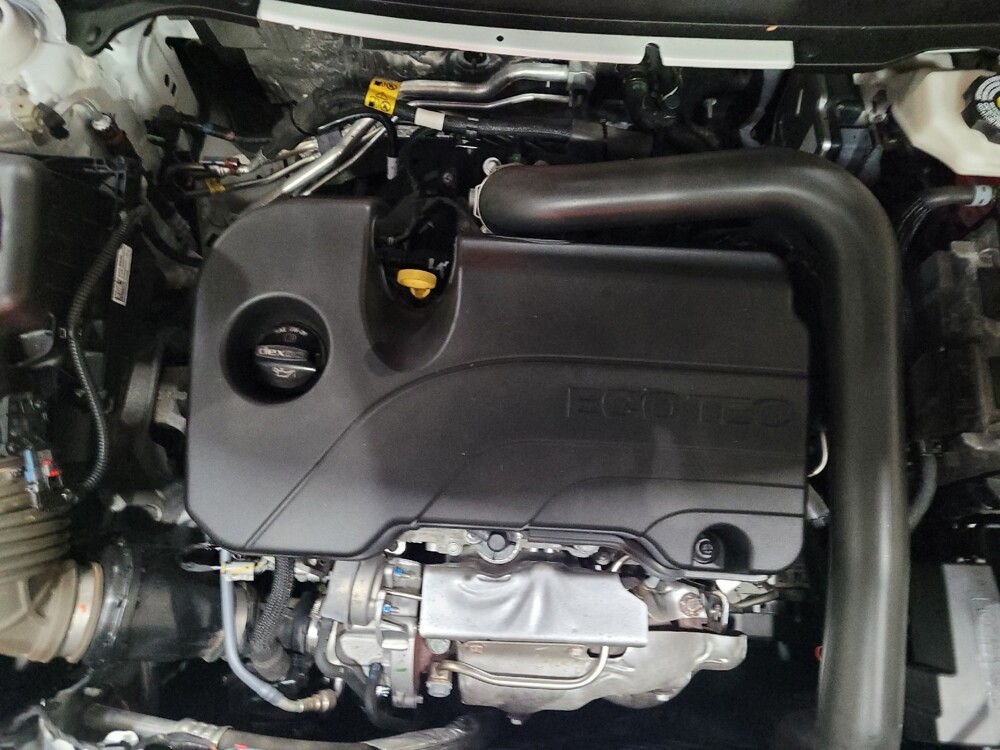 2023 Chevrolet Equinox in Plymouth Meeting, PA 19462 - 18144166 30