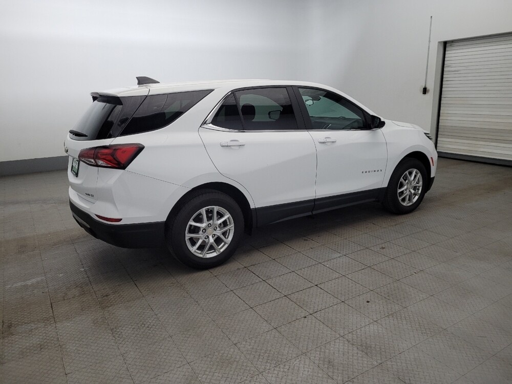 2023 Chevrolet Equinox in Plymouth Meeting, PA 19462 - 18144166 10