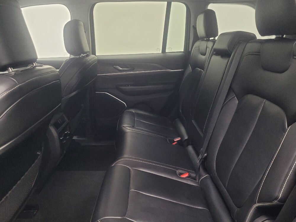 2022 Jeep Grand Cherokee in Indianapolis, IN 46219 - 18144178 18