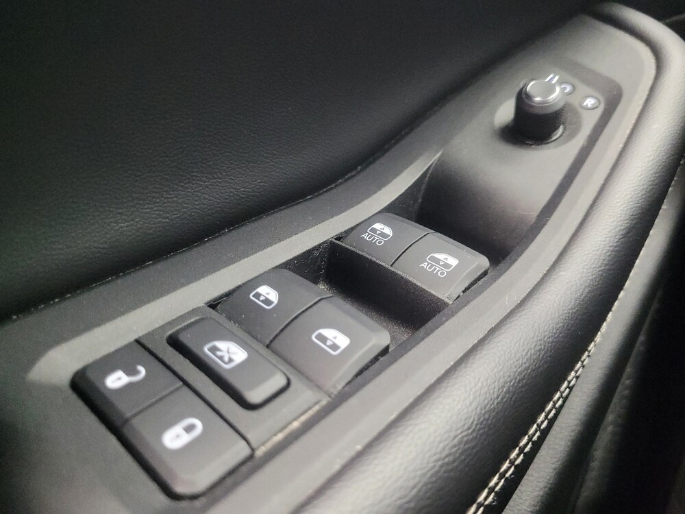 2022 Jeep Grand Cherokee in Indianapolis, IN 46219 - 18144178 27