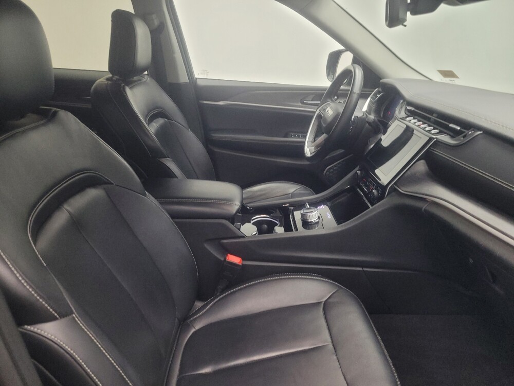 2022 Jeep Grand Cherokee in Indianapolis, IN 46219 - 18144178 21
