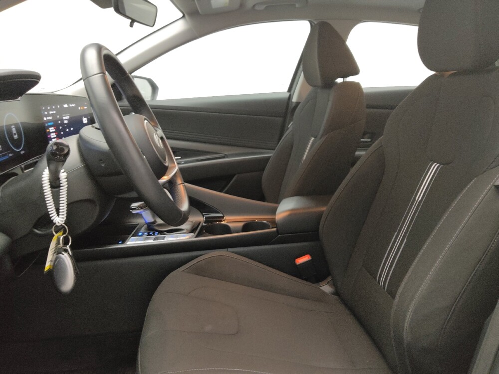2025 Hyundai Elantra in Stone Mountain, GA 30083 - 18144185 17