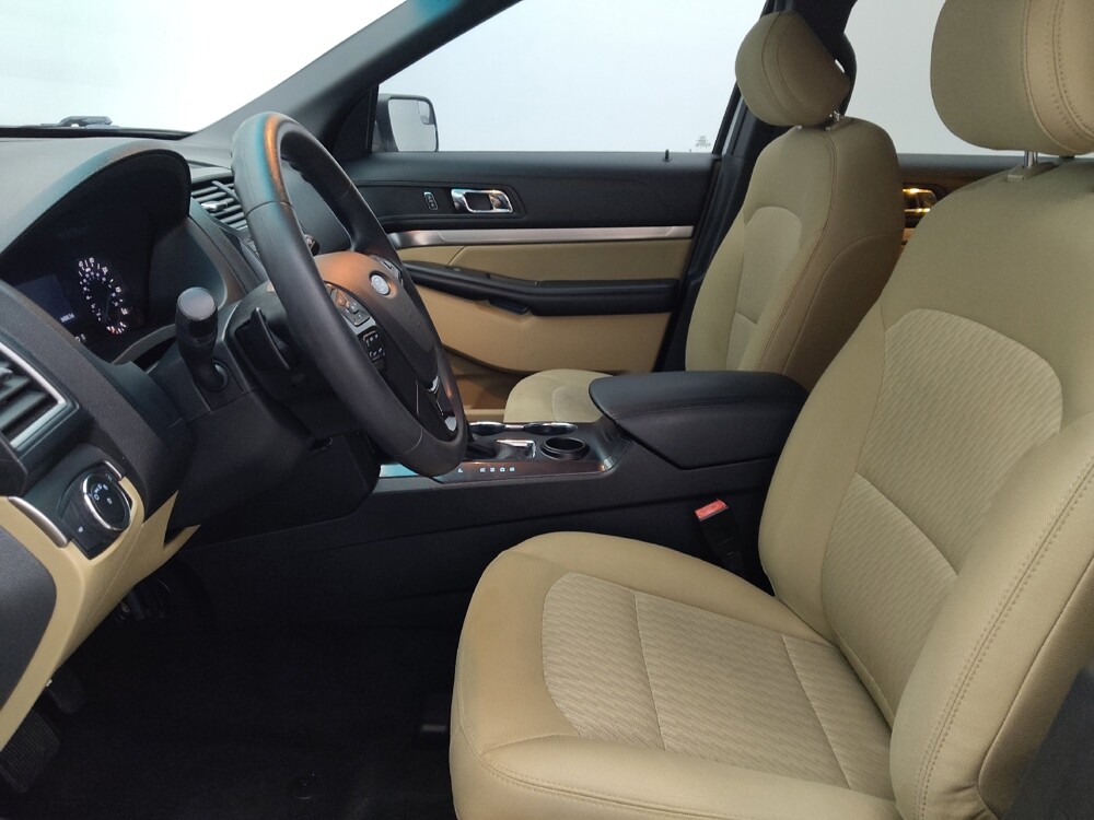 2017 Ford Explorer in Salem, VA 24153 - 18144187 17