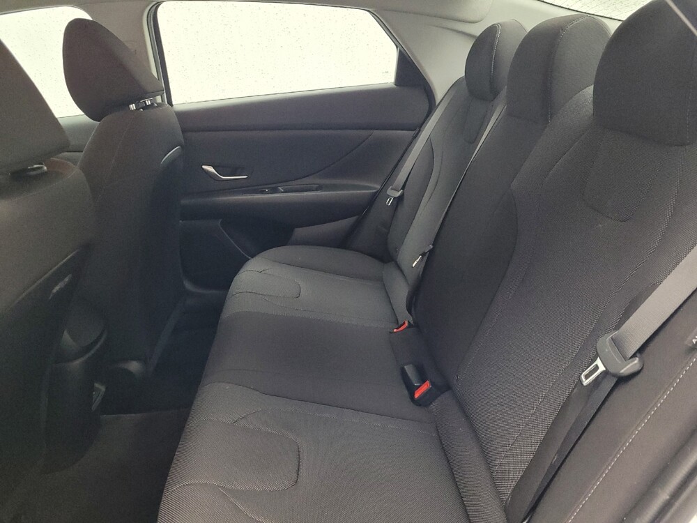 2025 Hyundai Elantra in Memphis, TN 38115 - 18144195 18