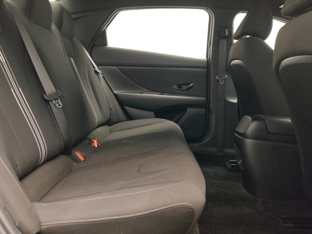 2025 Hyundai Elantra in Plano, TX 75074 - 18144200 19