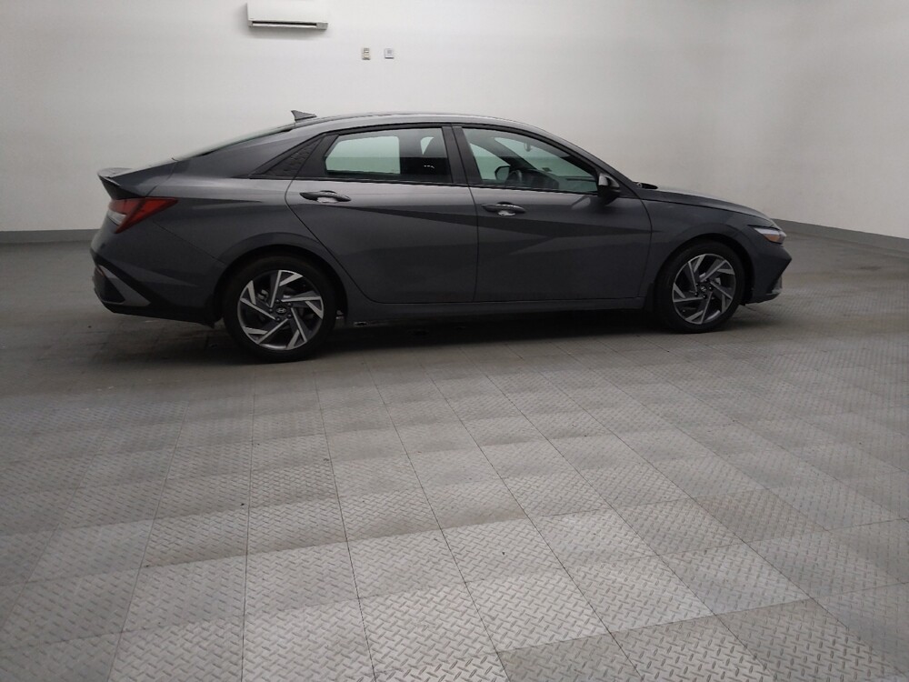 2025 Hyundai Elantra in Plano, TX 75074 - 18144200 10