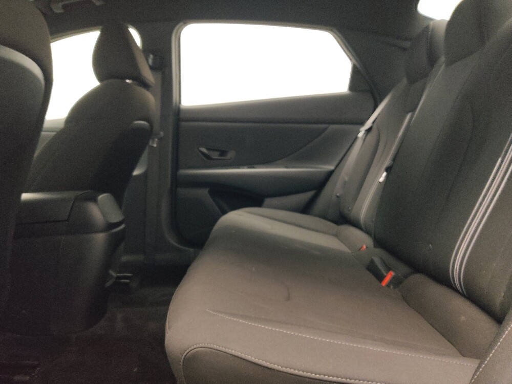 2025 Hyundai Elantra in Plano, TX 75074 - 18144200 18
