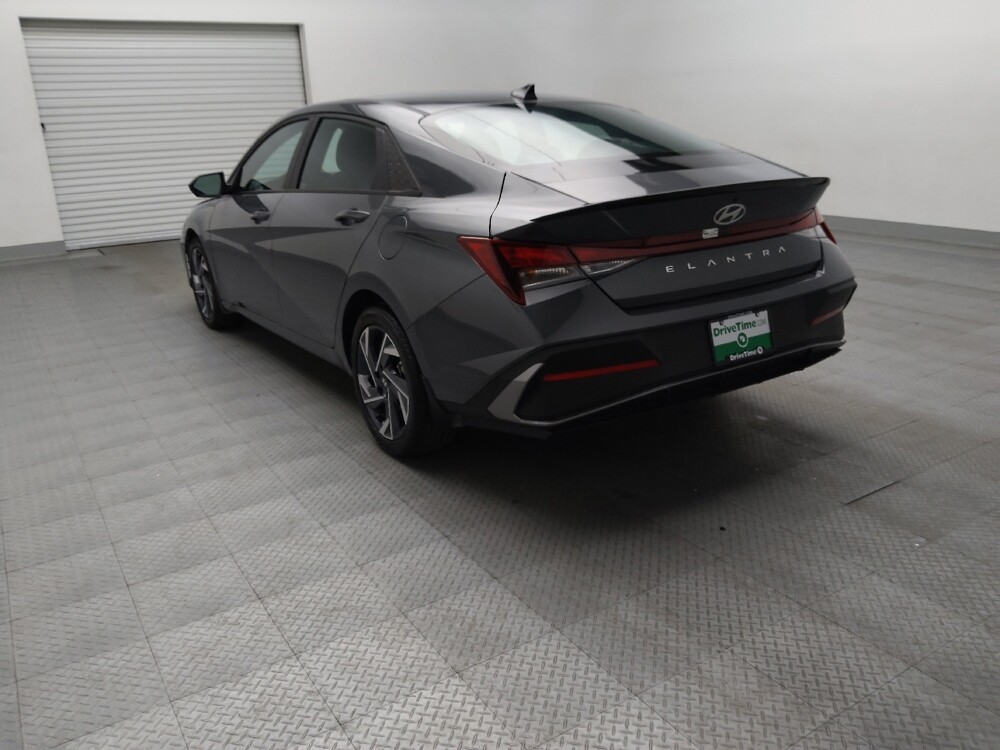 2025 Hyundai Elantra in Plano, TX 75074 - 18144200 5
