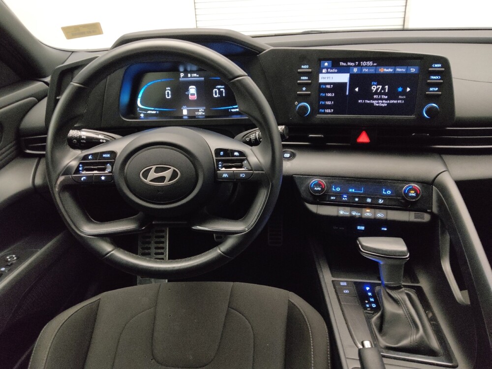 2025 Hyundai Elantra in Plano, TX 75074 - 18144200 22