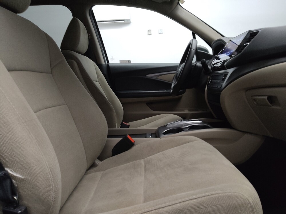 2021 Honda Pilot in Plano, TX 75074 - 18144204 21