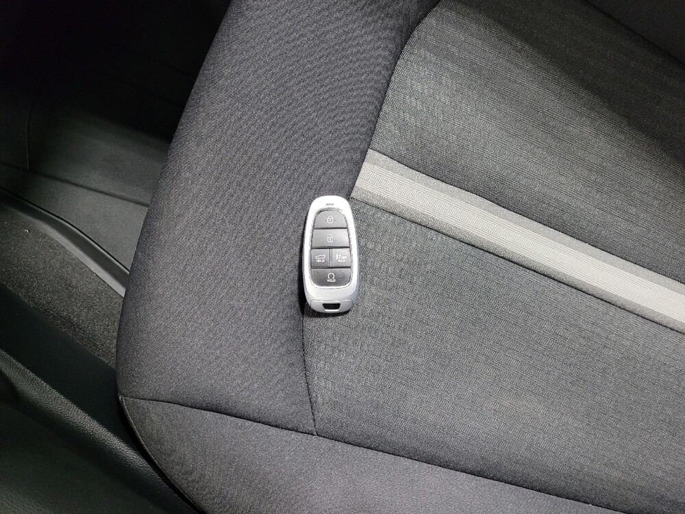 2023 Hyundai Sonata in Langhorne, PA 19047 - 18144209 32