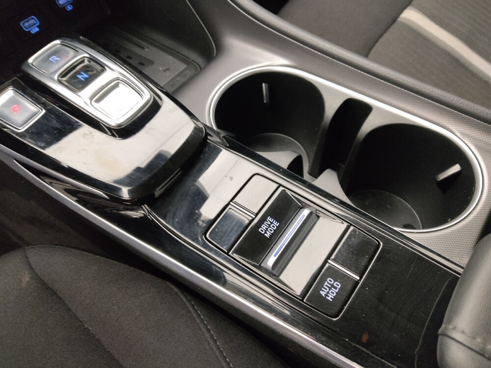 2021 Hyundai Sonata in Gladstone, MO 64118 - 18144211 26