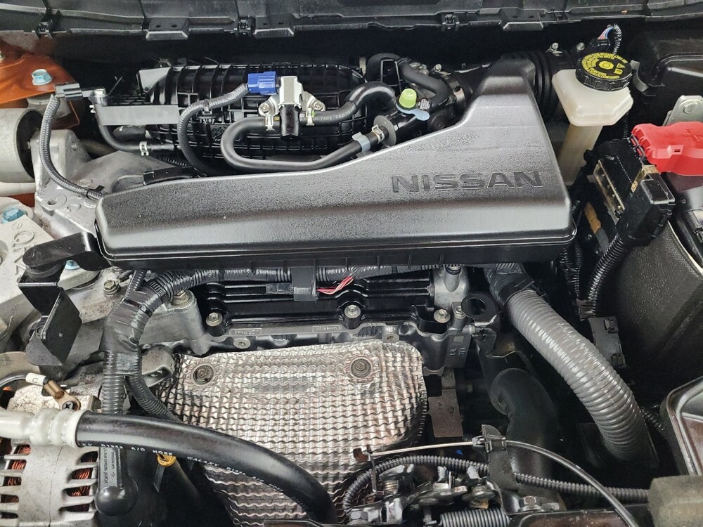 2018 Nissan Rogue in Las Vegas, NV 89102 - 18144214 30