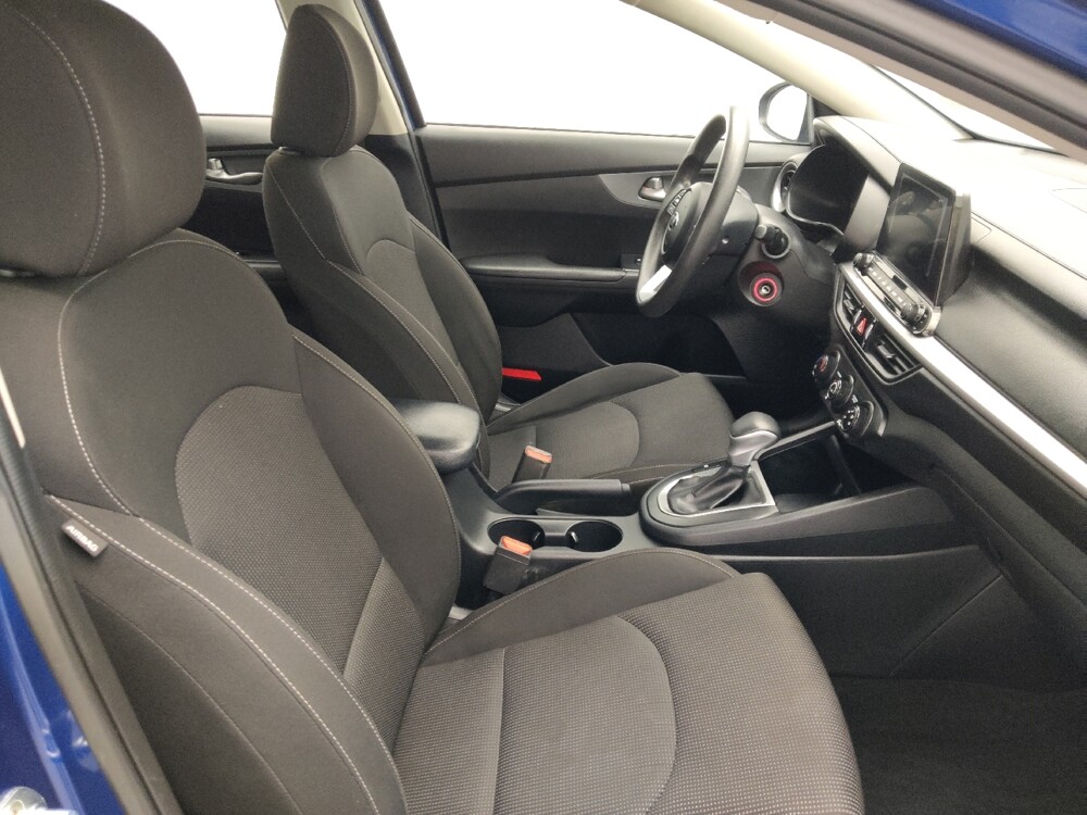2021 Kia Forte in Gladstone, MO 64118 - 18144215 21