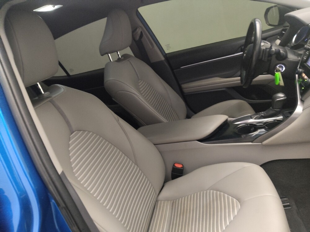 2019 Toyota Camry in Stone Mountain, GA 30083 - 18144219 21