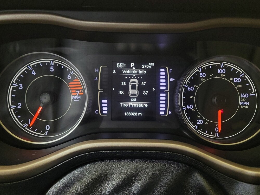 2017 Jeep Cherokee in Miamisburg, OH 45342 - 18144220 23