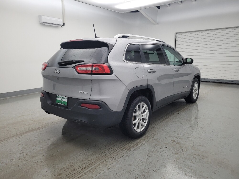 2017 Jeep Cherokee in Miamisburg, OH 45342 - 18144220 10