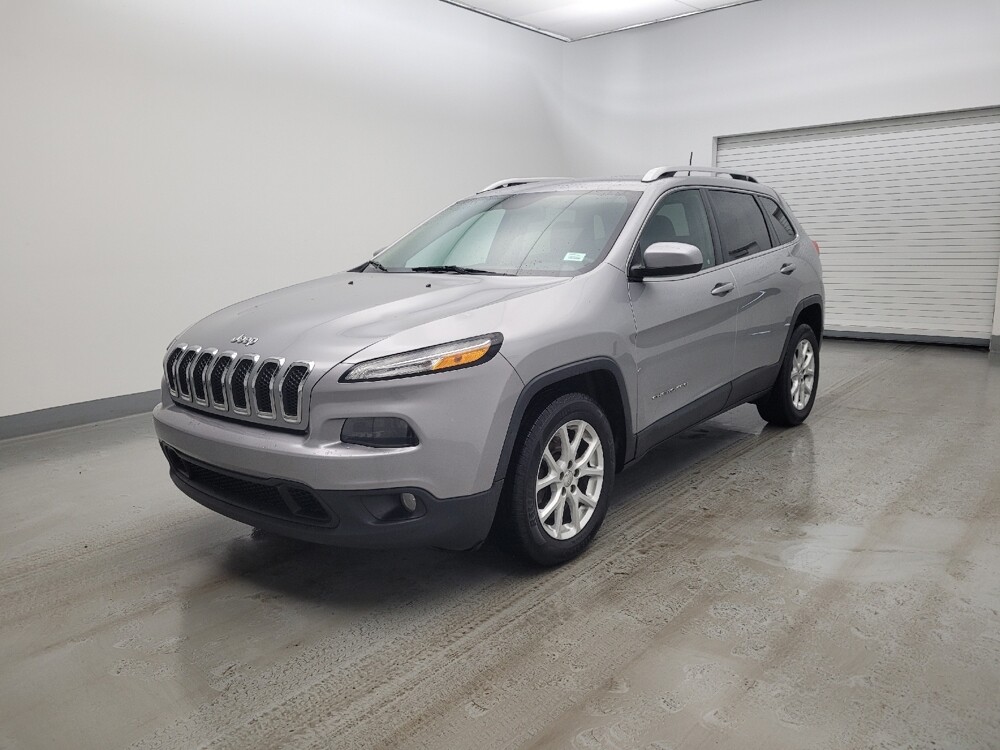2017 Jeep Cherokee in Miamisburg, OH 45342 - 18144220 2