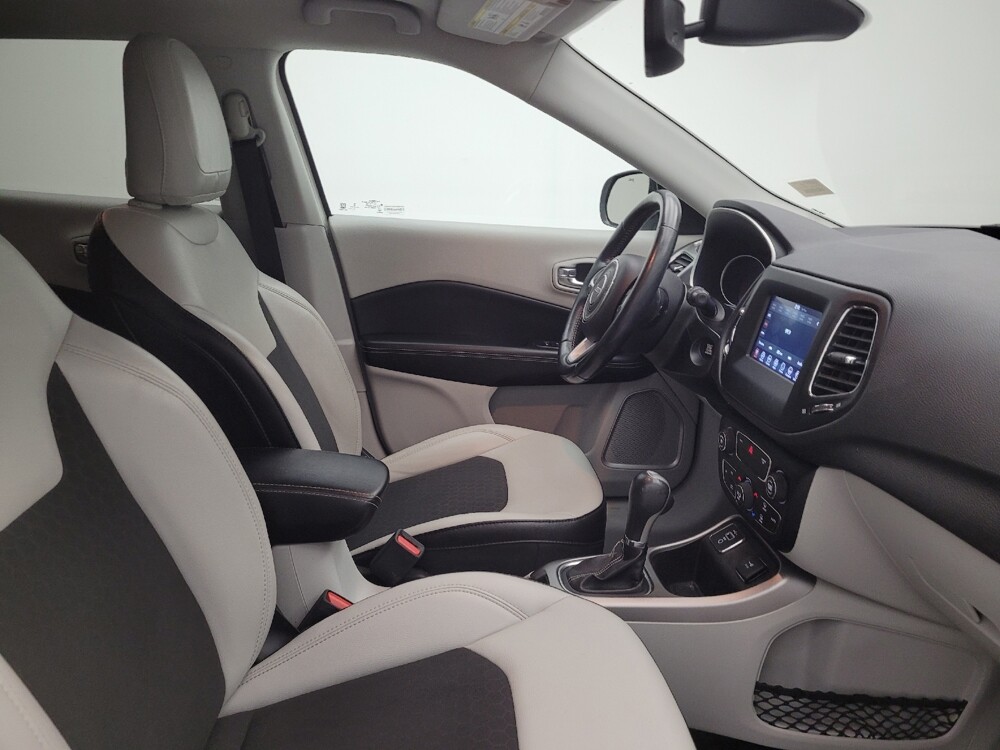 2020 Jeep Compass in Toledo, OH 43617 - 18144230 21