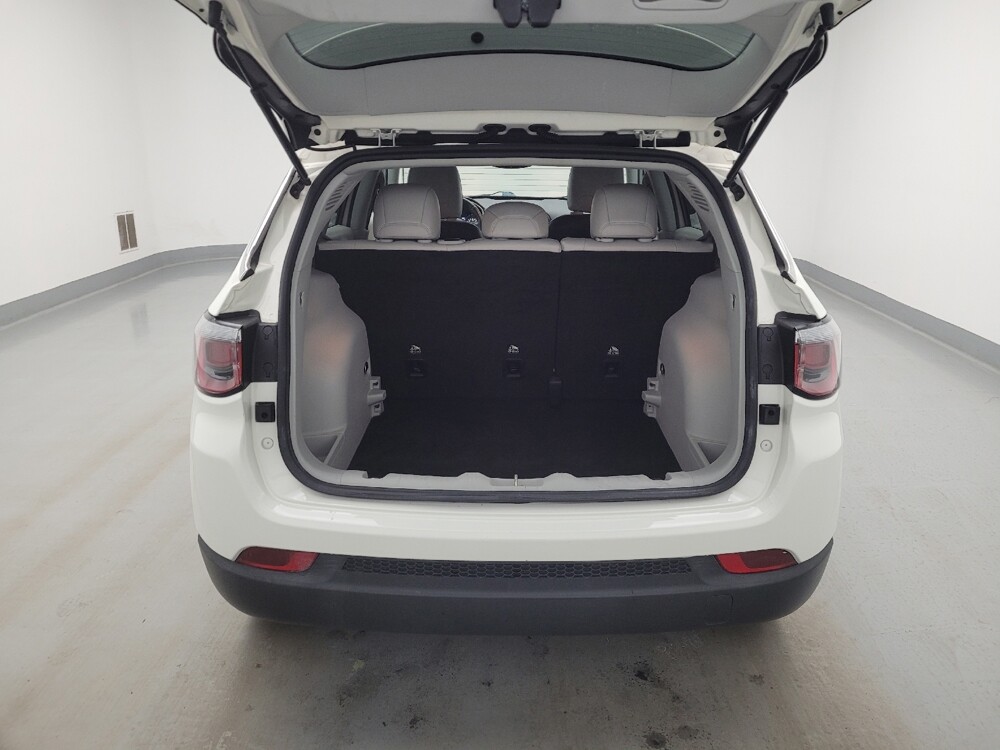 2020 Jeep Compass in Toledo, OH 43617 - 18144230 29