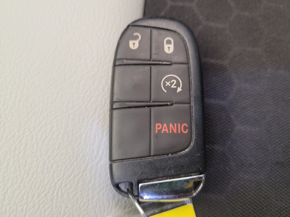 2020 Jeep Compass in Toledo, OH 43617 - 18144230 32