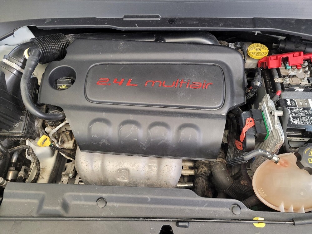 2020 Jeep Compass in Toledo, OH 43617 - 18144230 30