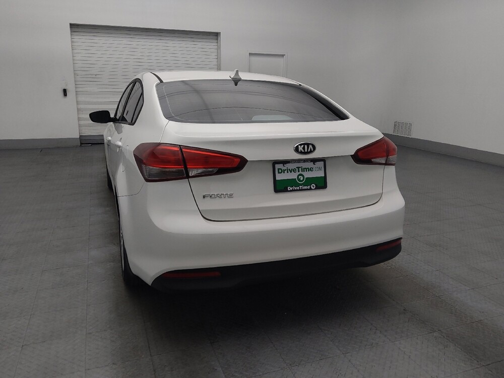 2018 Kia Forte in Jacksonville, FL 32210 - 18144234 6
