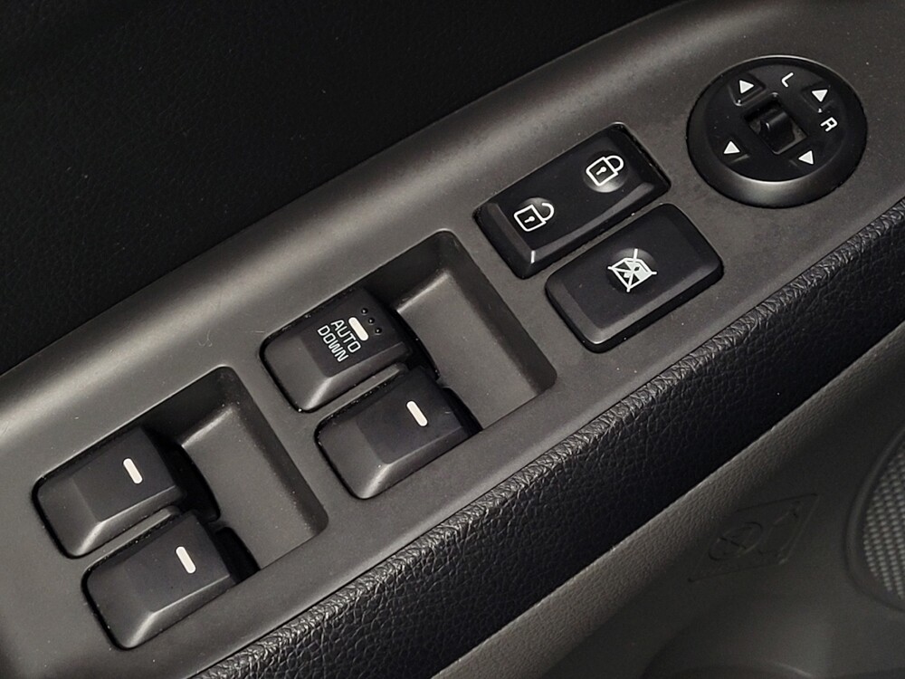 2018 Kia Forte in Jacksonville, FL 32210 - 18144234 27