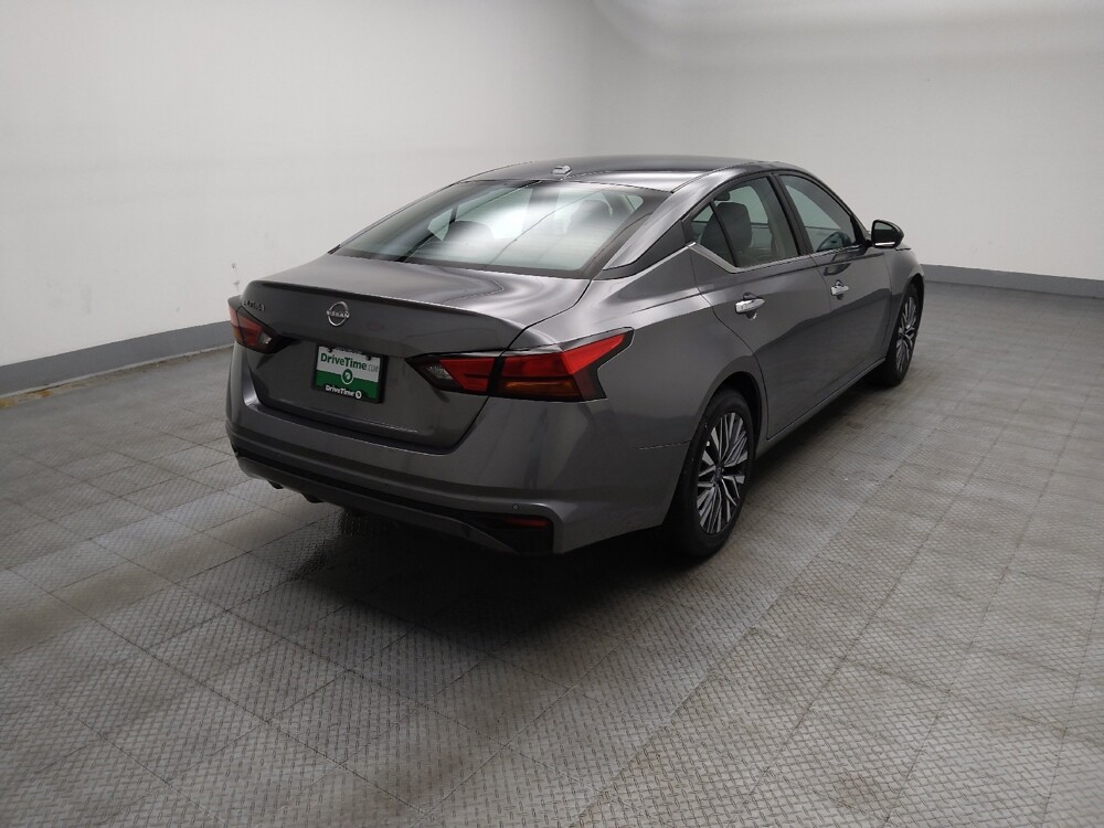 2025 Nissan Altima in Lombard, IL 60148 - 18144236 9