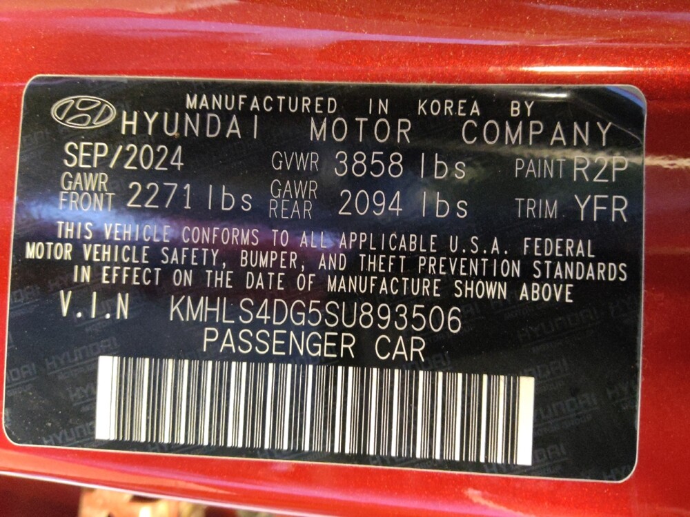 2025 Hyundai Elantra in Chandler, AZ 85225 - 18144249 33
