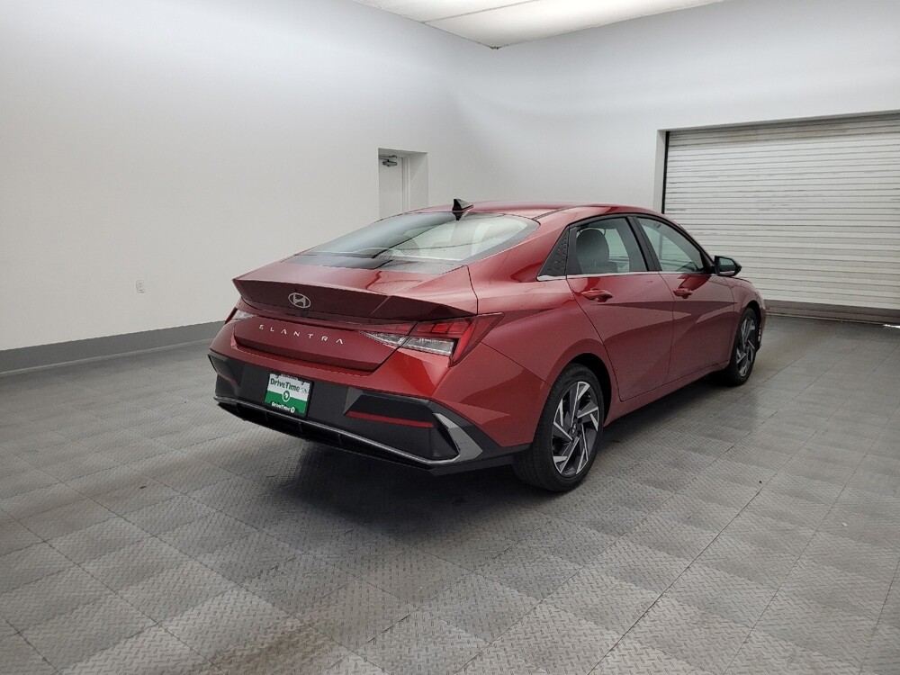 2025 Hyundai Elantra in Chandler, AZ 85225 - 18144249 9