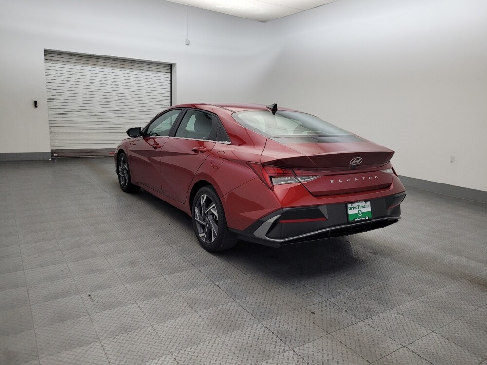 2025 Hyundai Elantra in Chandler, AZ 85225 - 18144249 5