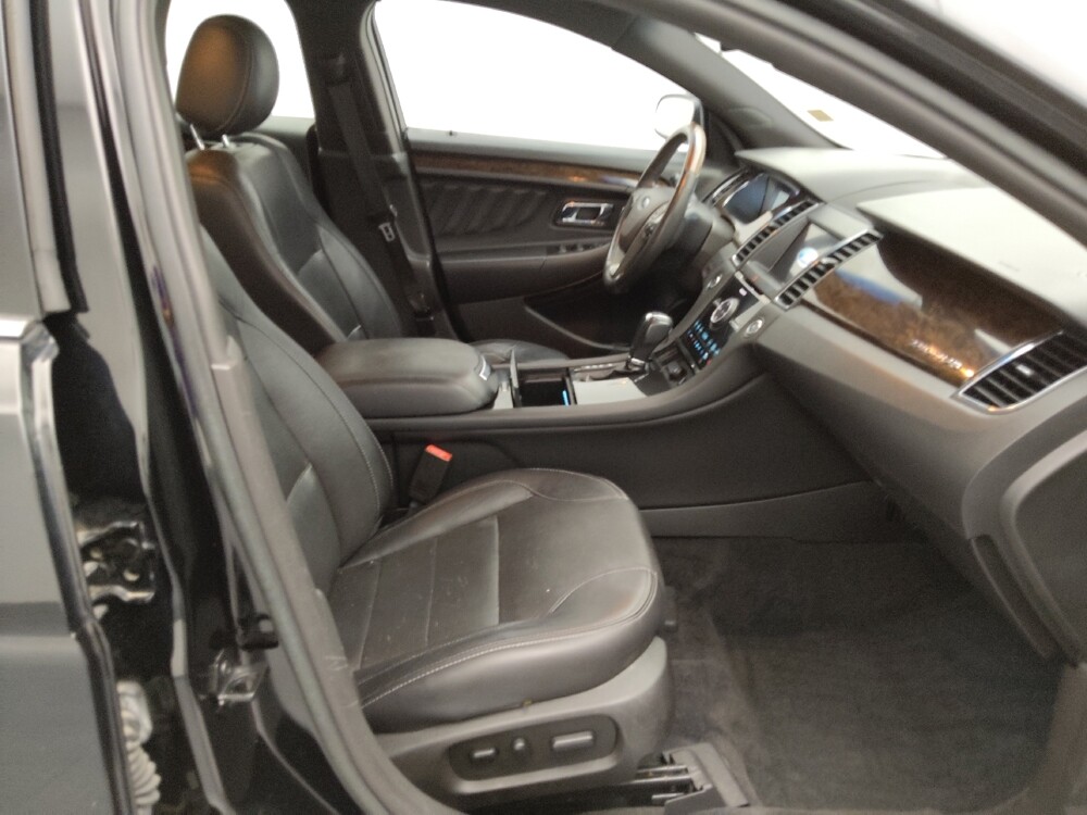 2018 Ford Taurus in Wichita, KS 67207 - 18144251 21