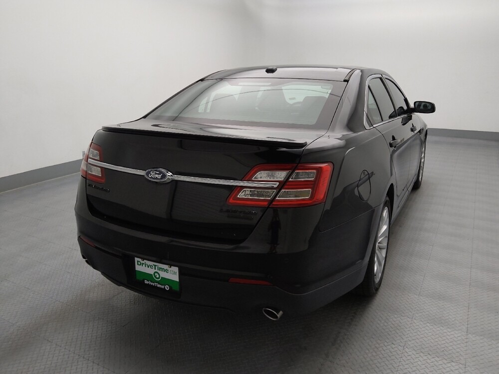 2018 Ford Taurus in Wichita, KS 67207 - 18144251 7