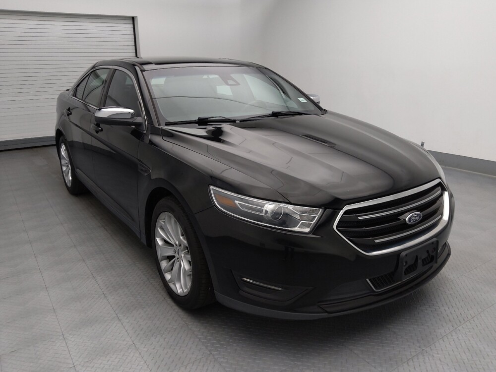 2018 Ford Taurus in Wichita, KS 67207 - 18144251 13
