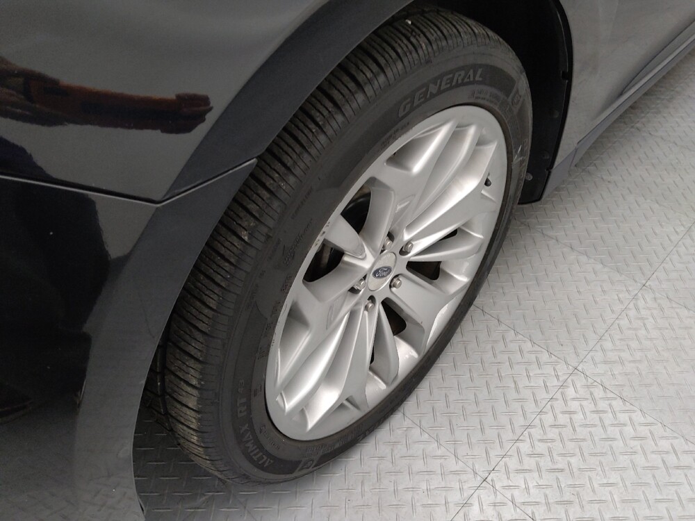 2018 Ford Taurus in Wichita, KS 67207 - 18144251 31