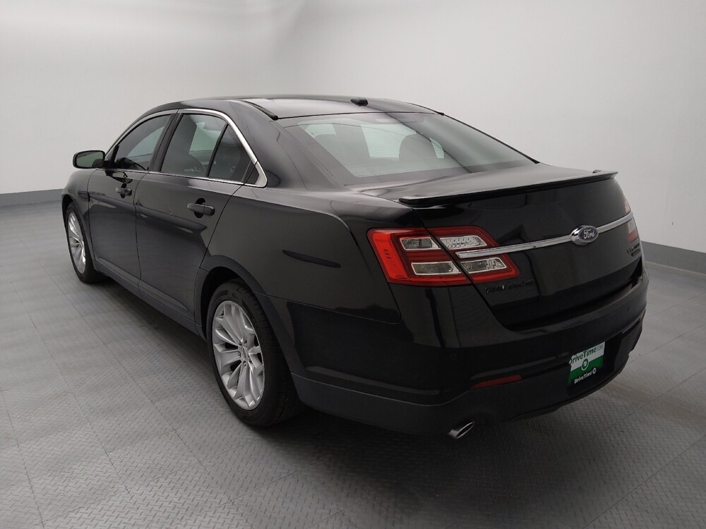 2018 Ford Taurus in Wichita, KS 67207 - 18144251 5