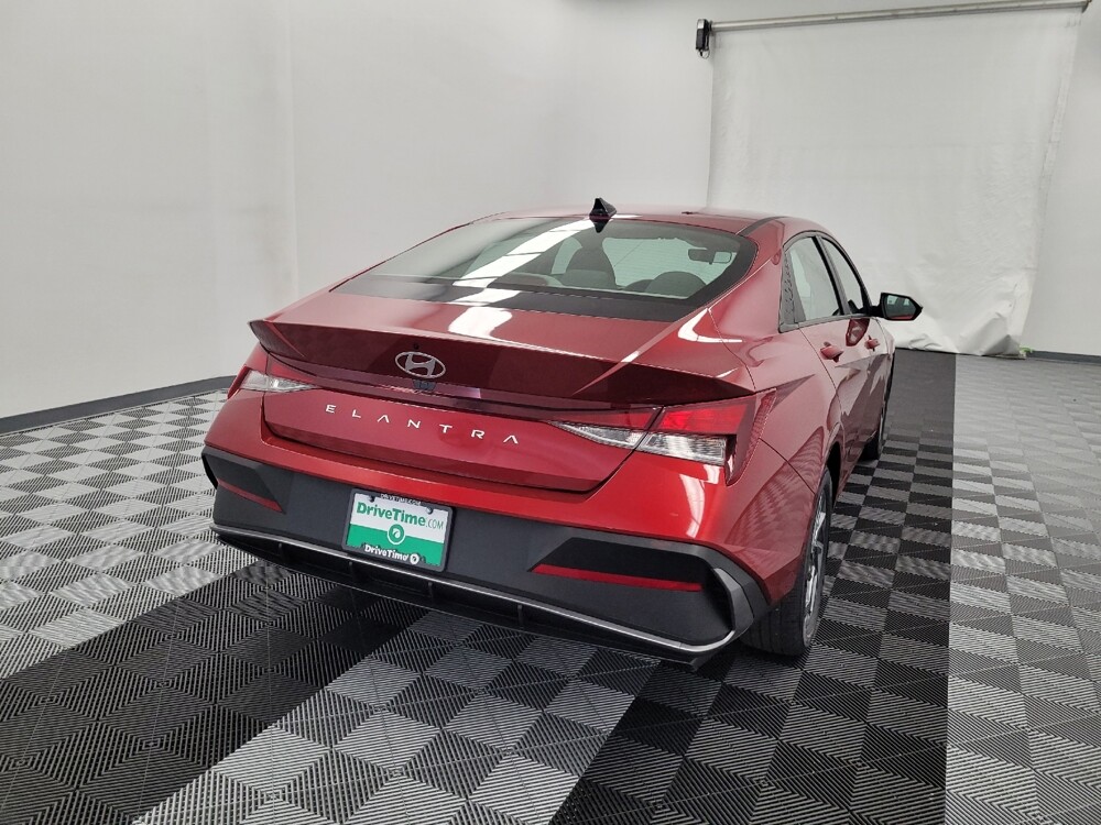 2024 Hyundai Elantra in Houston, TX 77060 - 18144254 7