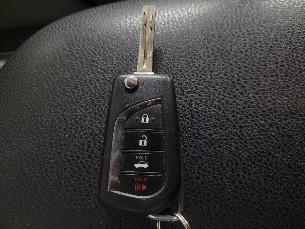 2021 Toyota Camry in Stone Mountain, GA 30083 - 18144257 32